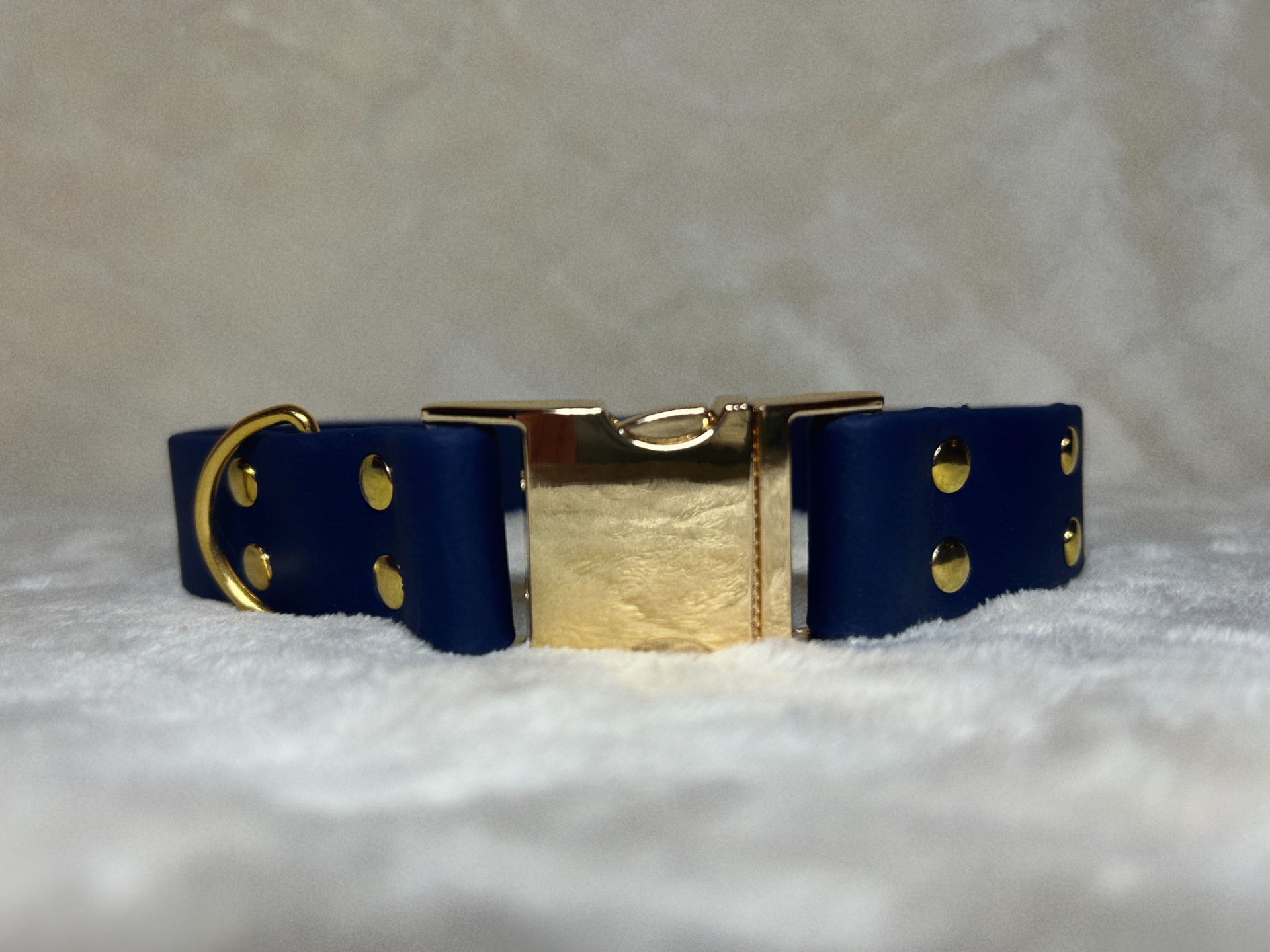 Collier Patte Unique Bleu Marine